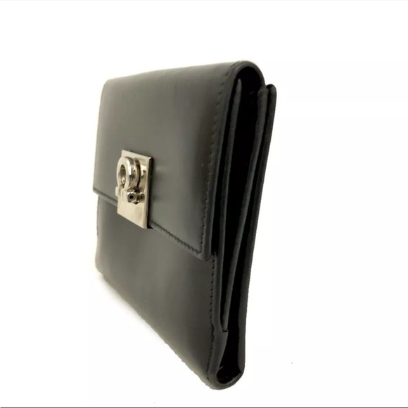 Salvatore Ferragamo Gancini Leather Bifold Wallet - Picture 2 of 7